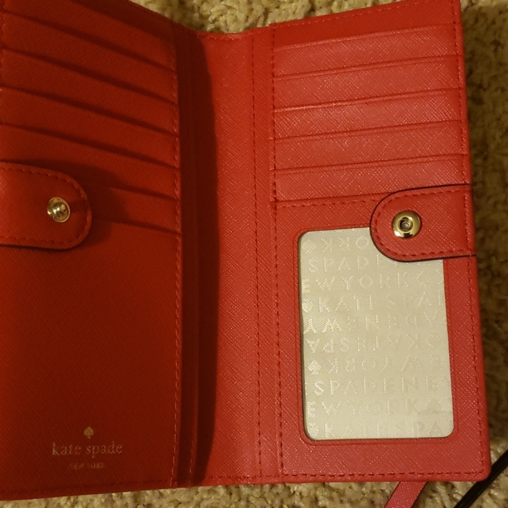Kate Spade wallet - Picture 2 of 2